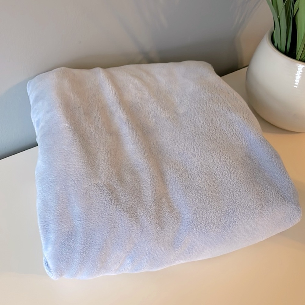 Pottery Barn crib sheet
